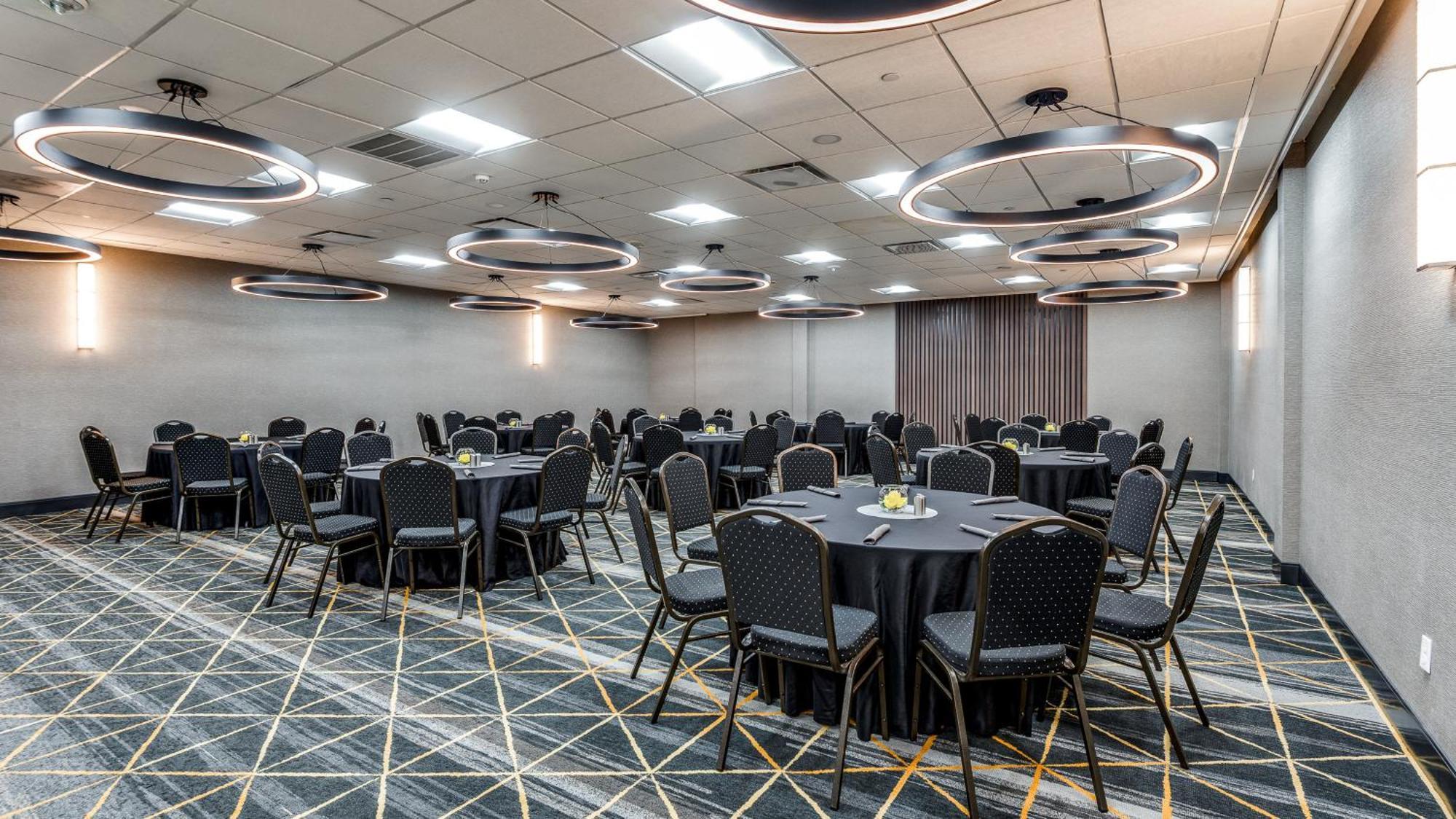 Holiday Inn Dallas Market Ctr Love Field By Ihg ภายนอก รูปภาพ