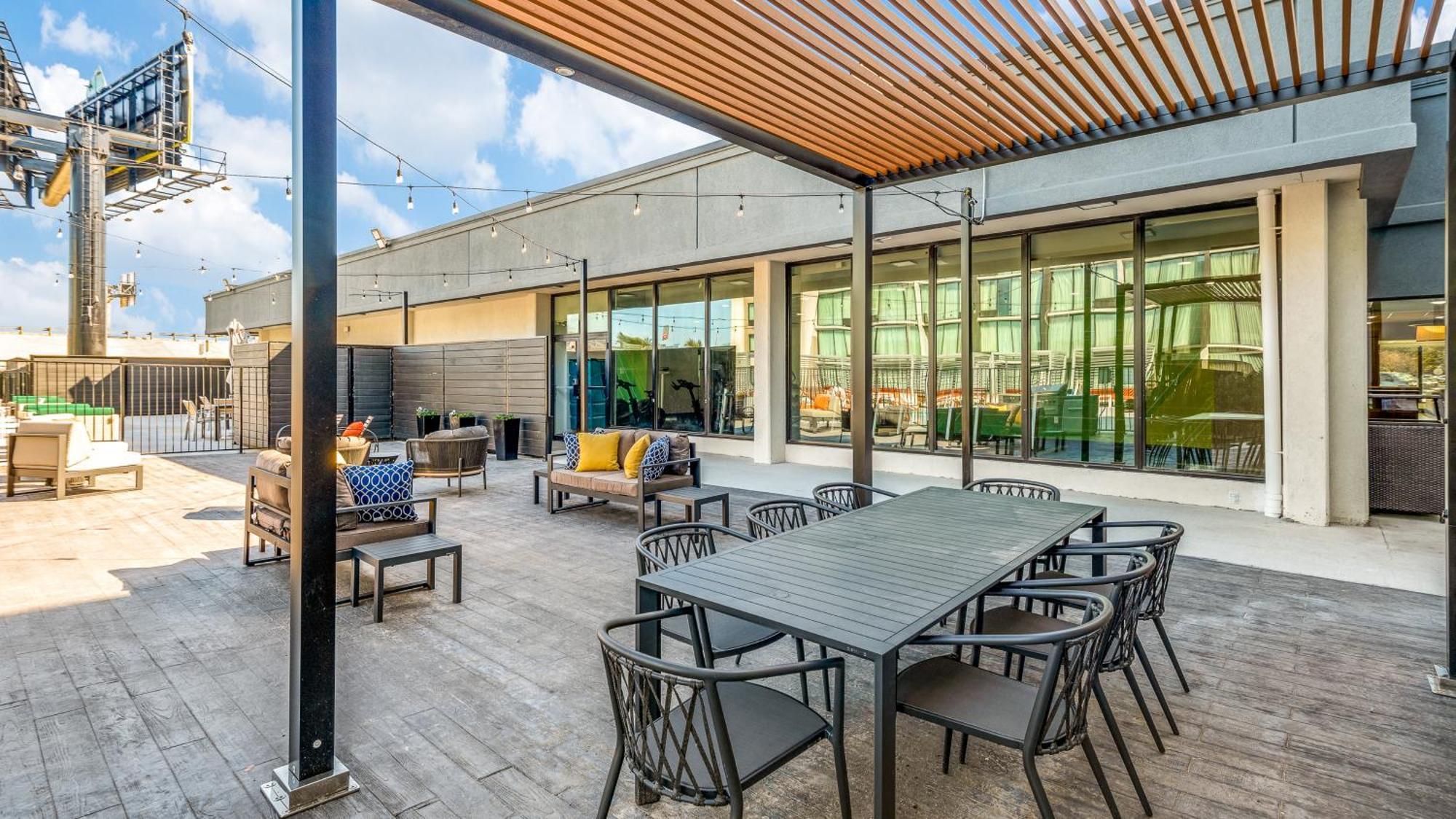 Holiday Inn Dallas Market Ctr Love Field By Ihg ภายนอก รูปภาพ